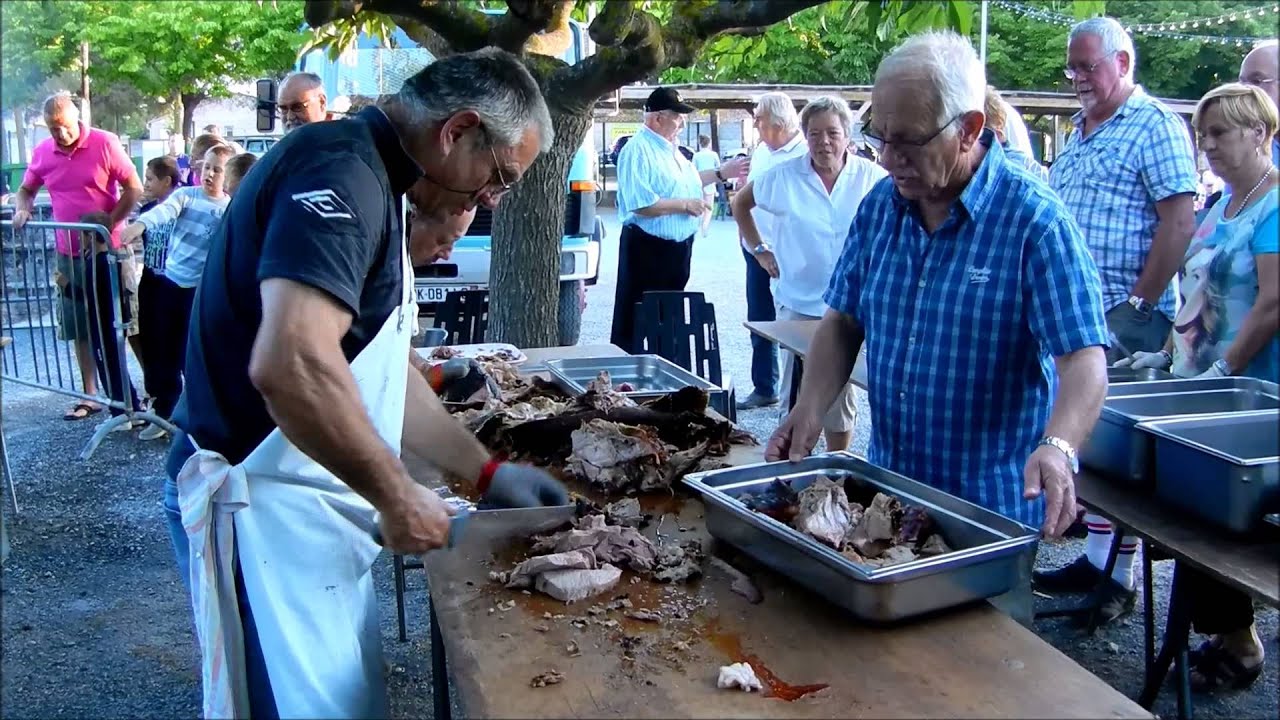 SAUVIAN - BŒUF A LA BROCHE ORGANISE PAR LES VIEUX TRAVAILLEURS