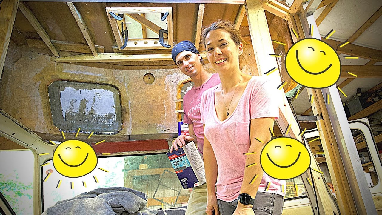 Construyendo nuestra autocaravana - EP13 - Fibra de vidrio!