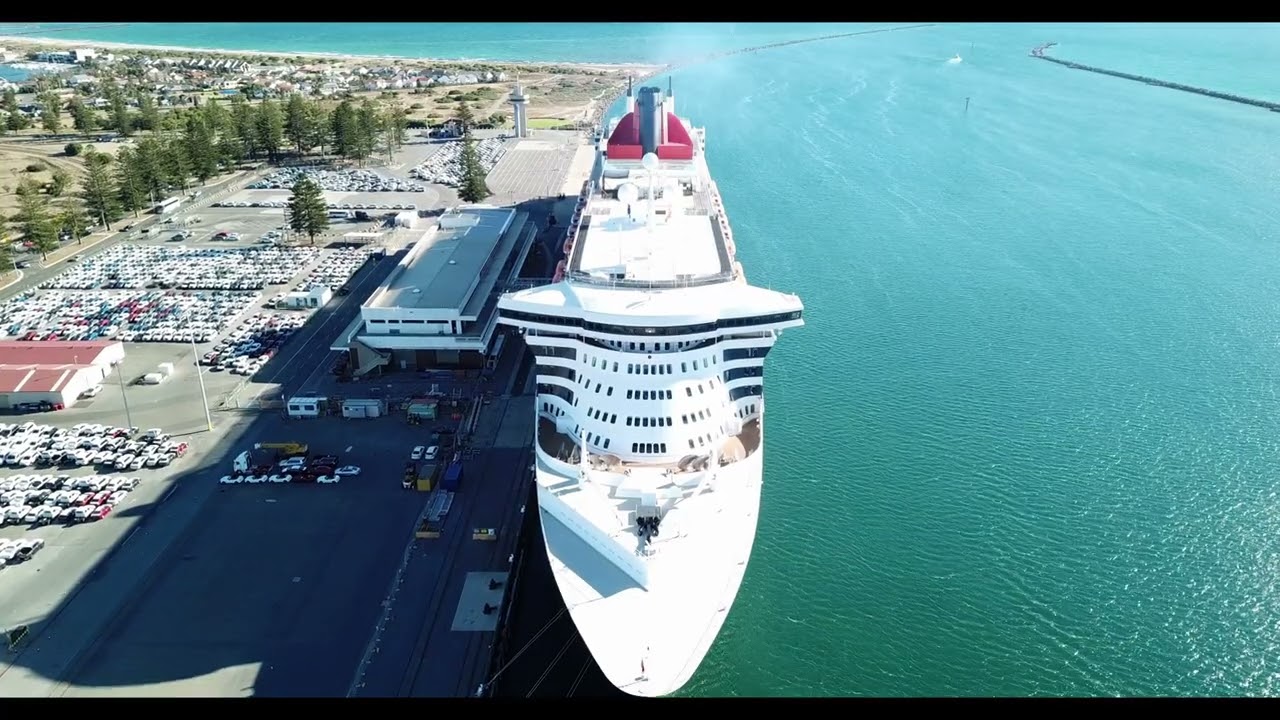 Girls trip - on the QE2