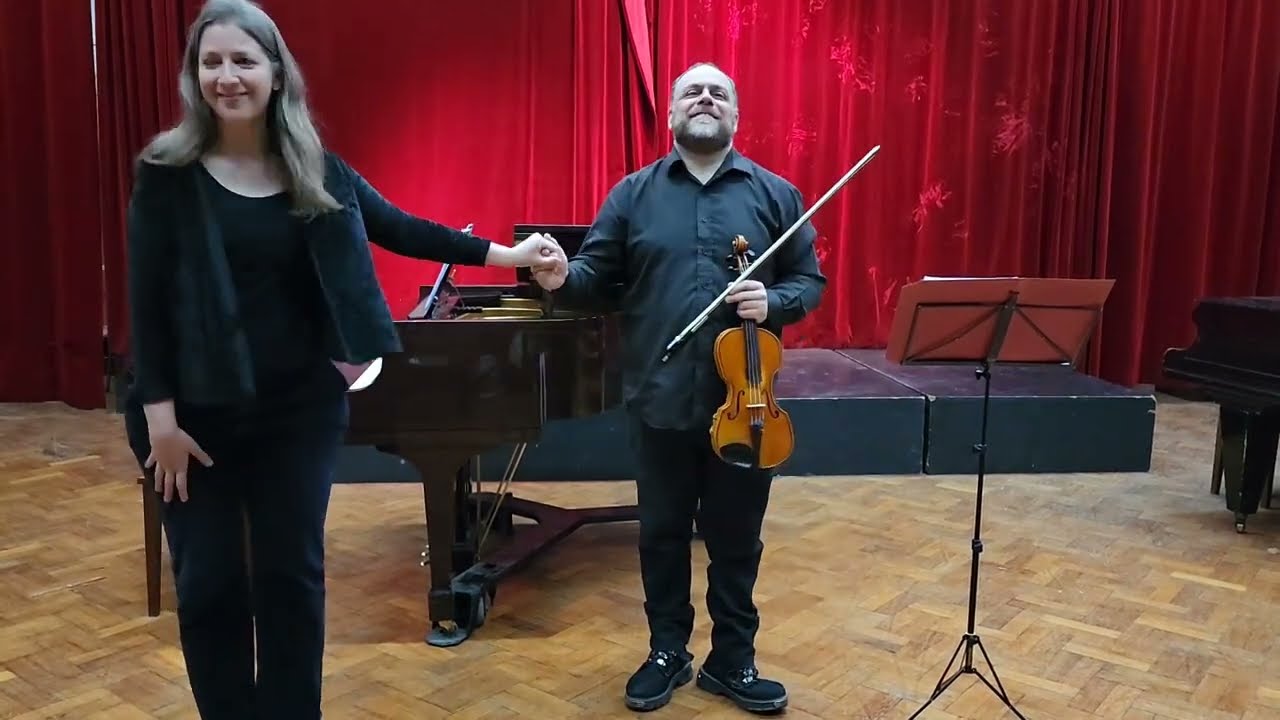 Rosita Iglesias (Las Presencias Nro. 7) Carlos Guastavino