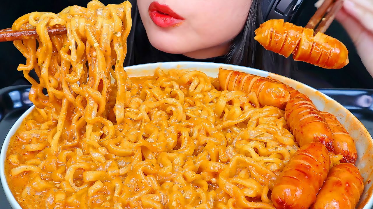 ASMR CHEESY CARBO FIRE NOODLE, SOSIS MINI PEDAS SAOS SAMYANG 🔥 CREAMY CHEESY SAMYANG CARBONARA 🍜