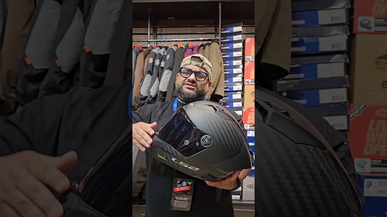 Краткий обзор гоночного шлема LS2 Thunder Carbon GP Pro FIM Matt Carbon Premium | Motorcyclestuff...