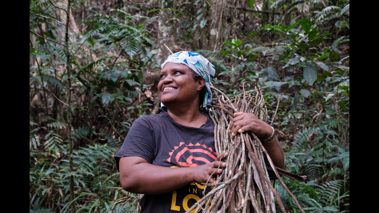 Weaving Tradition: Luisa Divakarau on Wild Vine Craft and Village Gate Opportunities in Fiji