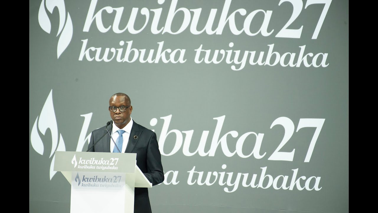 Dr Bizimana yagaragaje uburyo ingengabitekerezo yigishijwe kugeza igejeje u Rwanda kuri Jenoside