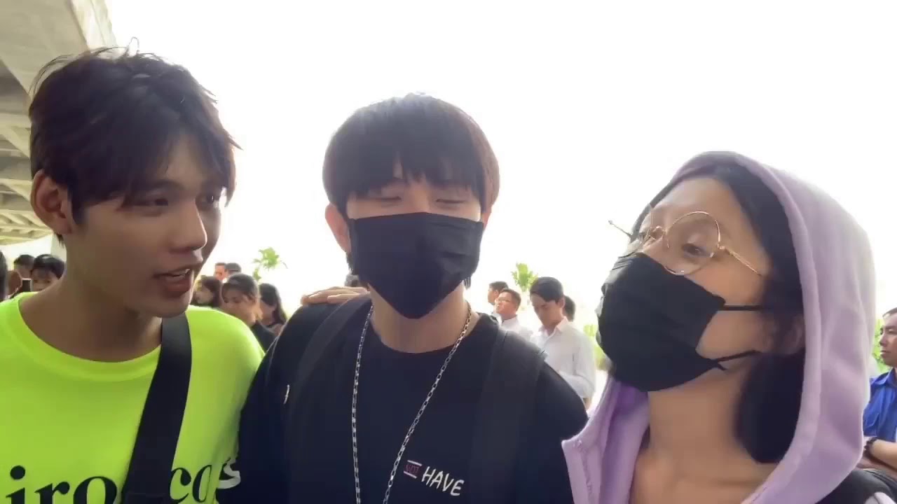 Tùng Maru và Han Sara tình bể tình trong đám cưới Đông Nhi và Ông Cao Thắng