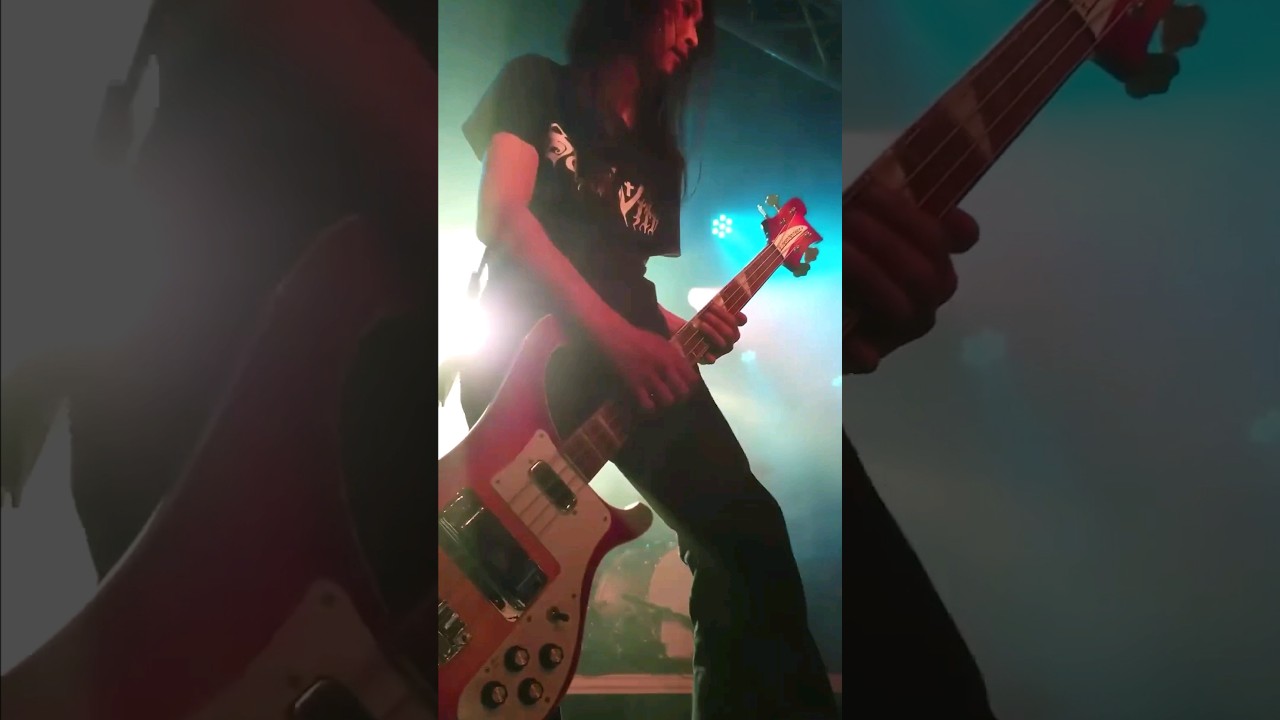 How does he even play like this?!