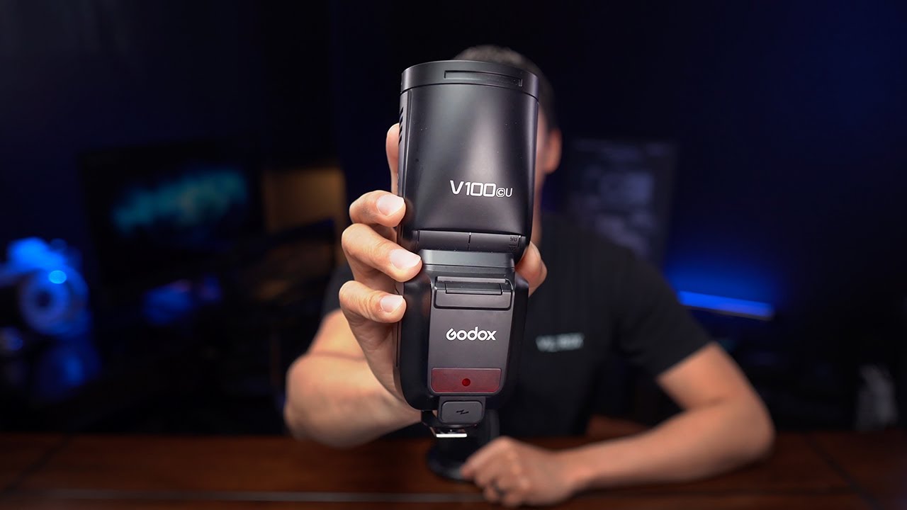 World's FIRST 100W speedlight! First impressions of the Godox V100!🔥