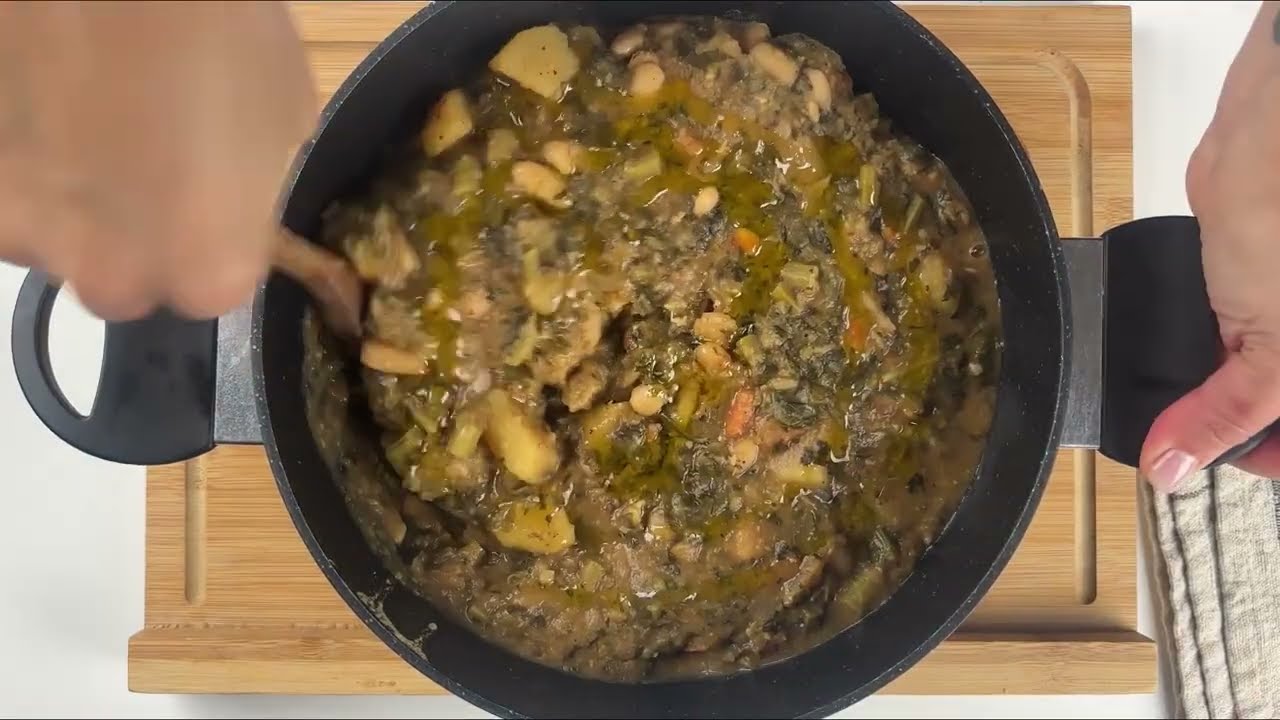 🎥 RIBOLLITA: LA ZUPPA TOSCANA PIÙ FAMOSA, RUSTICA, CALDA E INCONFONDIBILE! 🍲