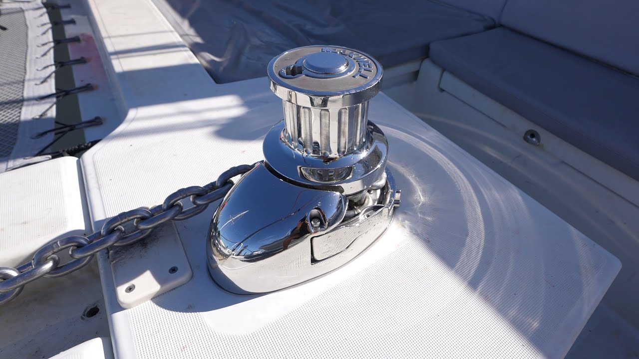 SV Parlay - Installing a Maxwell windlass