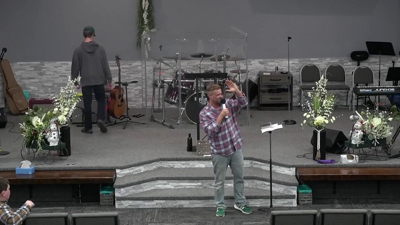 PLEASE JOIN US FOR SUNDAY NIGHT SERVICE( EVANGELIST  LOGAN REEVES)