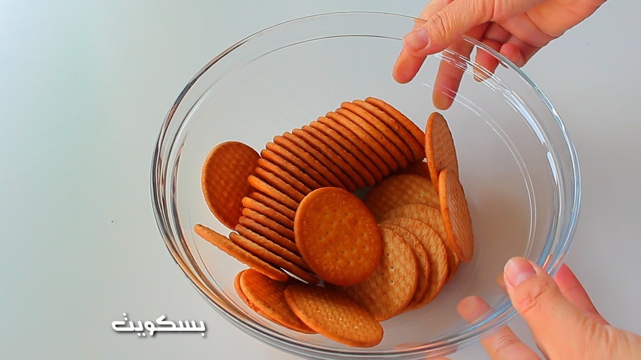 تحلية باردة في 10 دقائق وبدون فرن وبمكونات بسيطة سهلة وسريعة والطعم ولا اروع