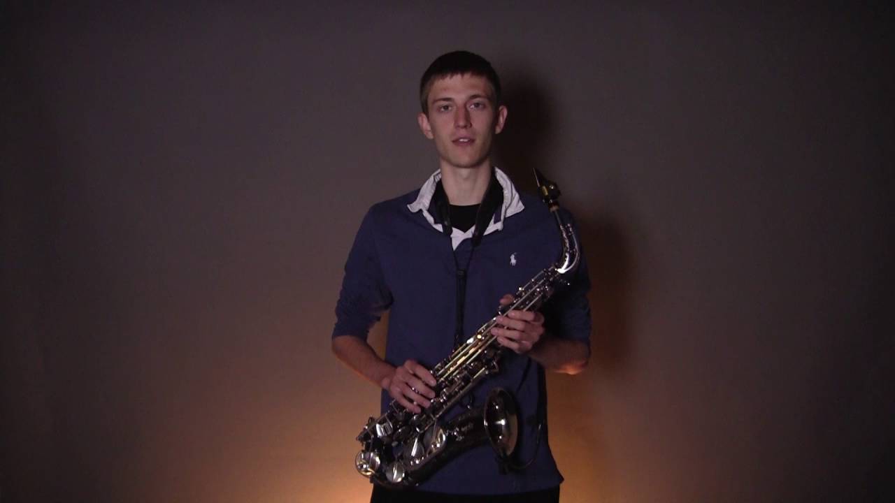 Learn Edge of Glory - Sax Solo - Tutorial