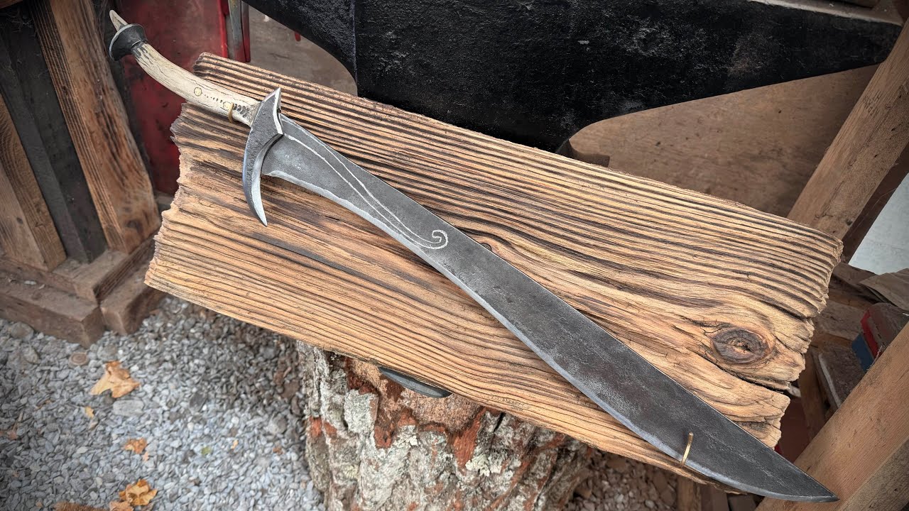 Forging Orcrist inspired from the Hobbit - finale 