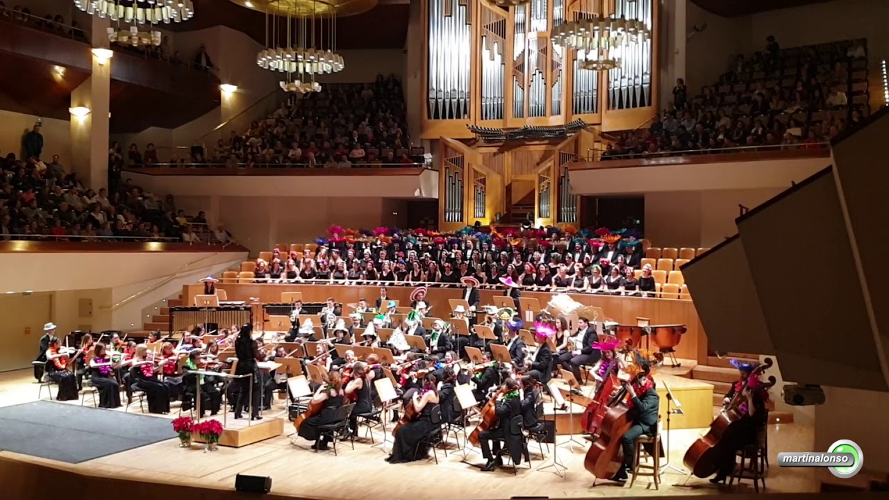 Mambos. Concierto Aires Latinos. Orquesta Metropolitana y Coro Talia. Navidad 2019