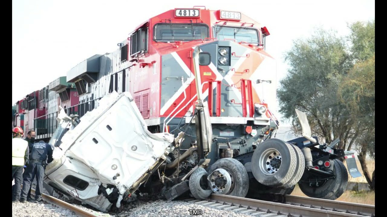 Tren VS Trailers (tractocamiones) ALTO, OBSERVA, ESCUCHA! #TMB