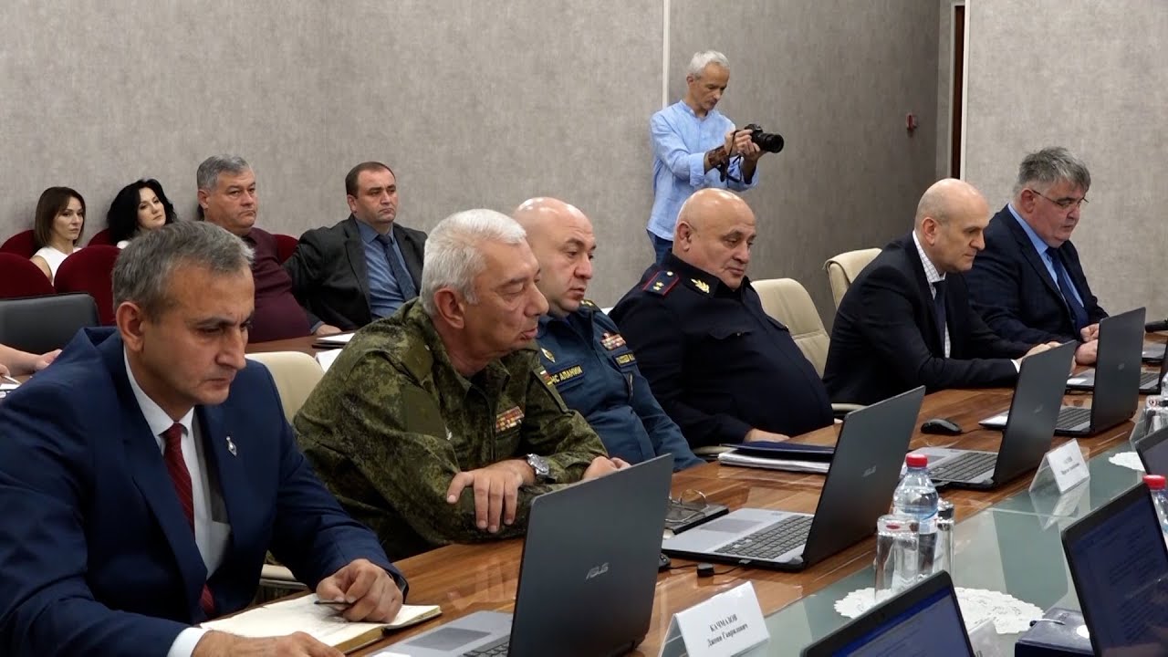 Работникам бюджетной сферы Южной Осетии повысят зарплаты
