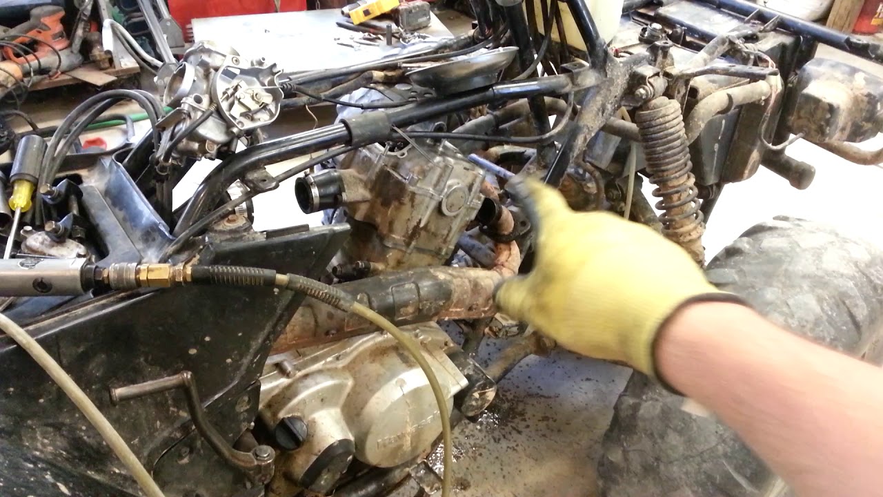 Kawasaki Bayou 400 4x4 engine teardown