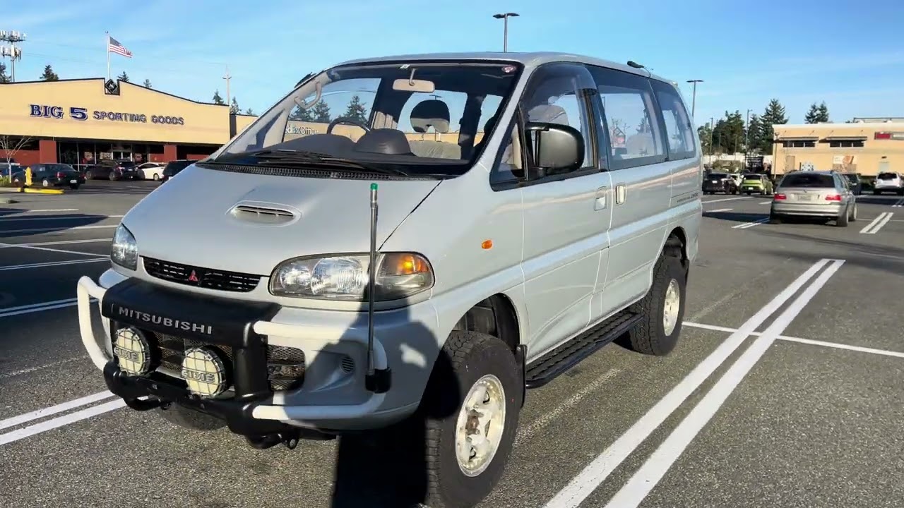 1994 Mitsubishi Delica L400 Space Gear 4WD Hi Lo turbo diesel 2.8L super select AT ASIN rhd hdm 