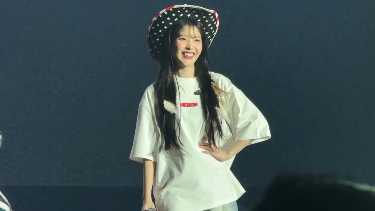 IU (아이유) - FULL En-encore @ The Forum - 8.2.24