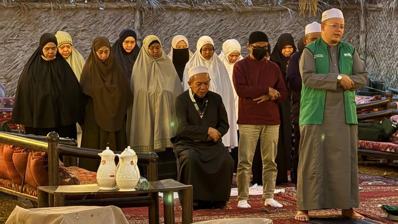 MAJLIS YASIN DAN SOLAT BERJEMAAH DARI LADANG KURMA MADINAH