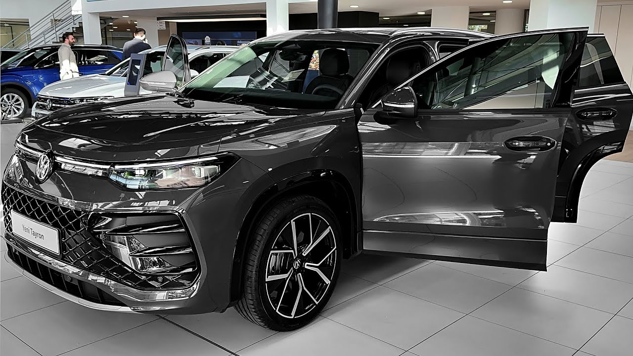 Volkswagen Tayron R-Line (2025) - Exterior & Interior Details