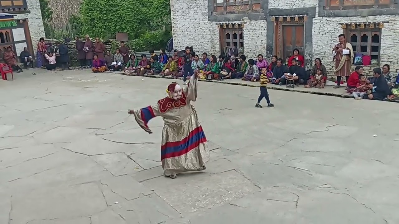 Grandpa mask dance of Tsakaling.