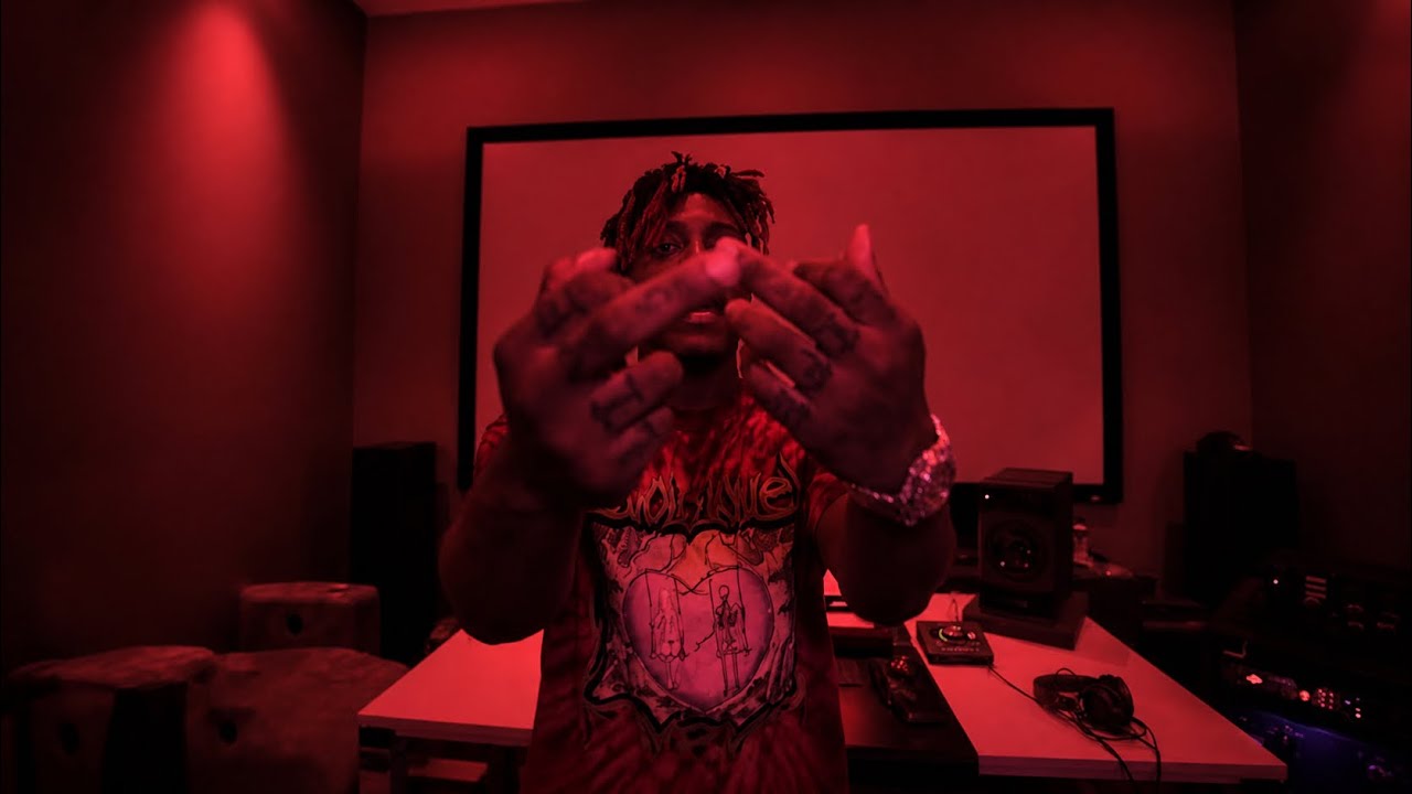 Juice Wrld - Attachments ( Solo + Lyrics )