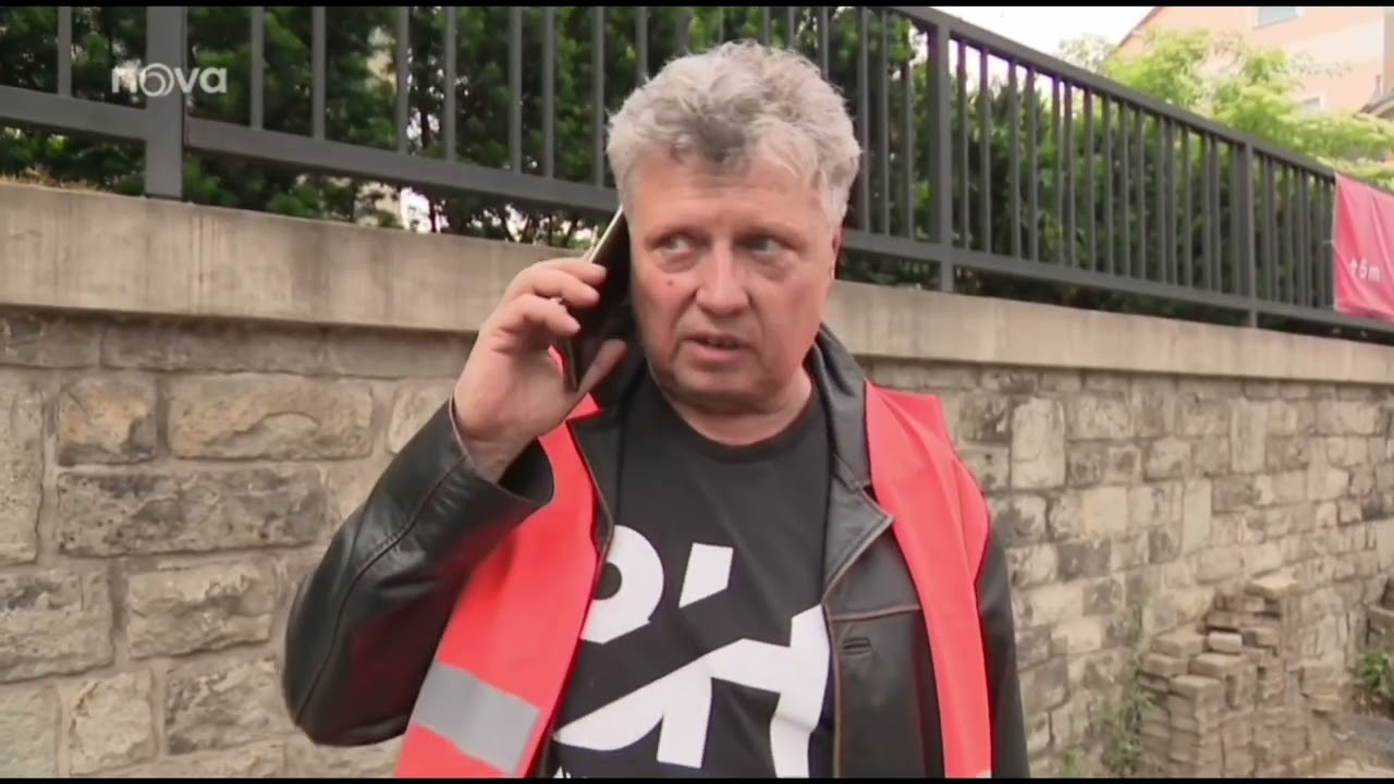 Reklamace v AAA Auto. Reportáž TV Nova, pořadu Na Vaší straně. Reportér: Jindřich Ginter