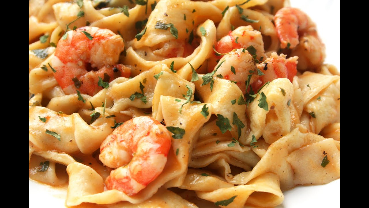 Pasta fresca con langostinos