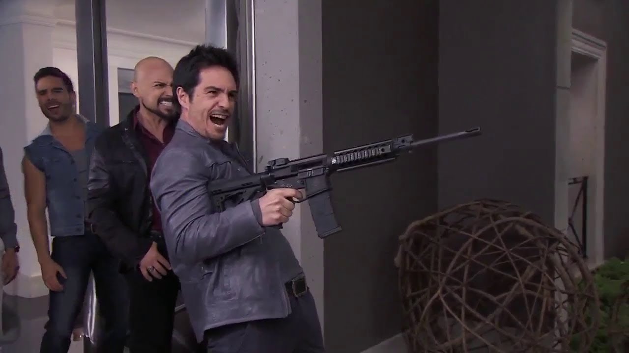 El Señor De Los Cielos 3 Capitulos 70-72 - El Chema Venegas tiene nuevos socios y negocios
