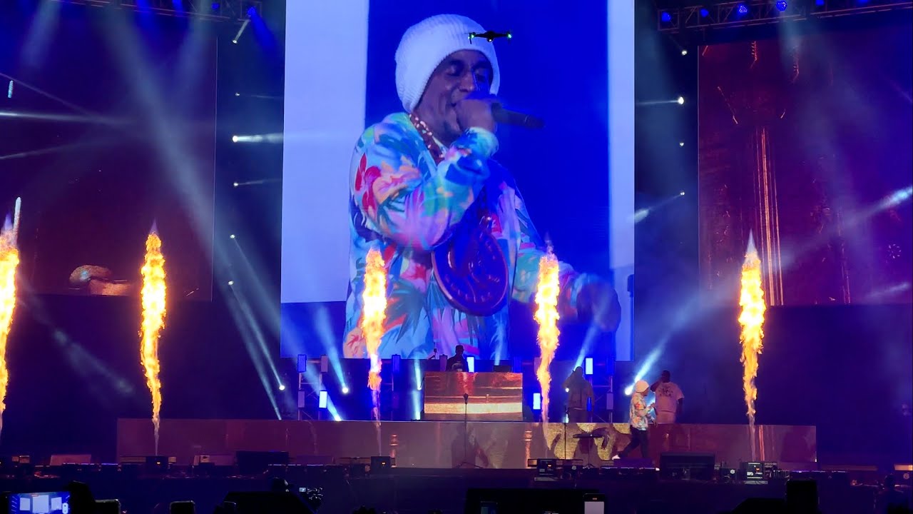 Tego Calderón - Bandoleros / Punto y Aparte / Pa Que Retozen @ Reggaeton Lima Festival 3 [Perú 2023]
