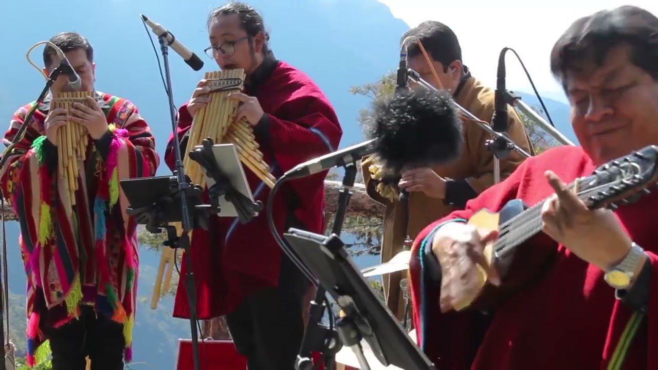 LOS TAYPIS - Tata Abel y la Llegada del kallawaya