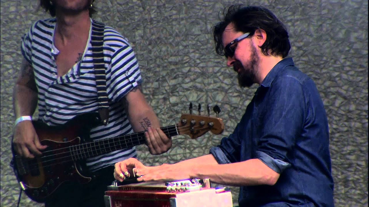 Het Zesde Metaal - Ier Bie Oes (live op Cactusfestival, Brugge)