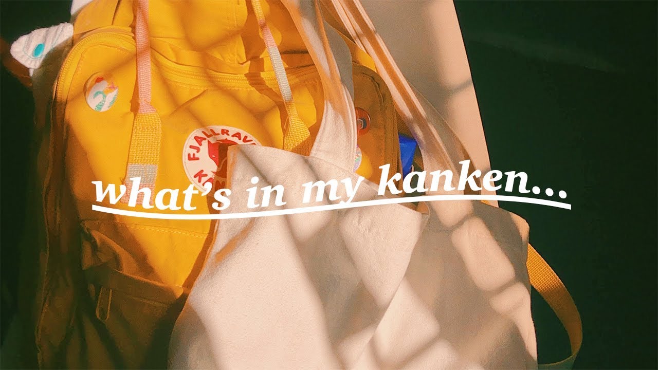 what's in an art student’s backpack 🎒📒 /  college philippines