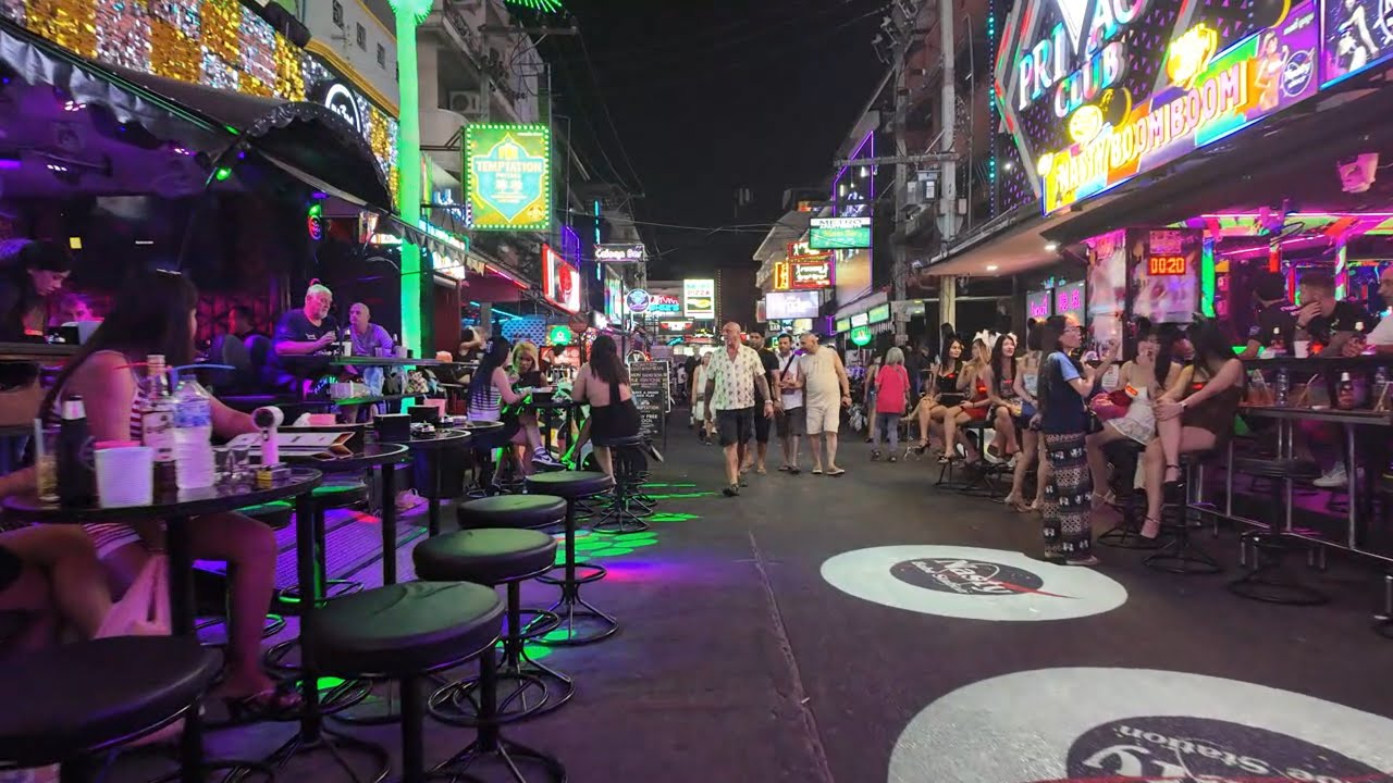 Pattaya LK Metro Nightlife, Thailand - 4K 60FPS