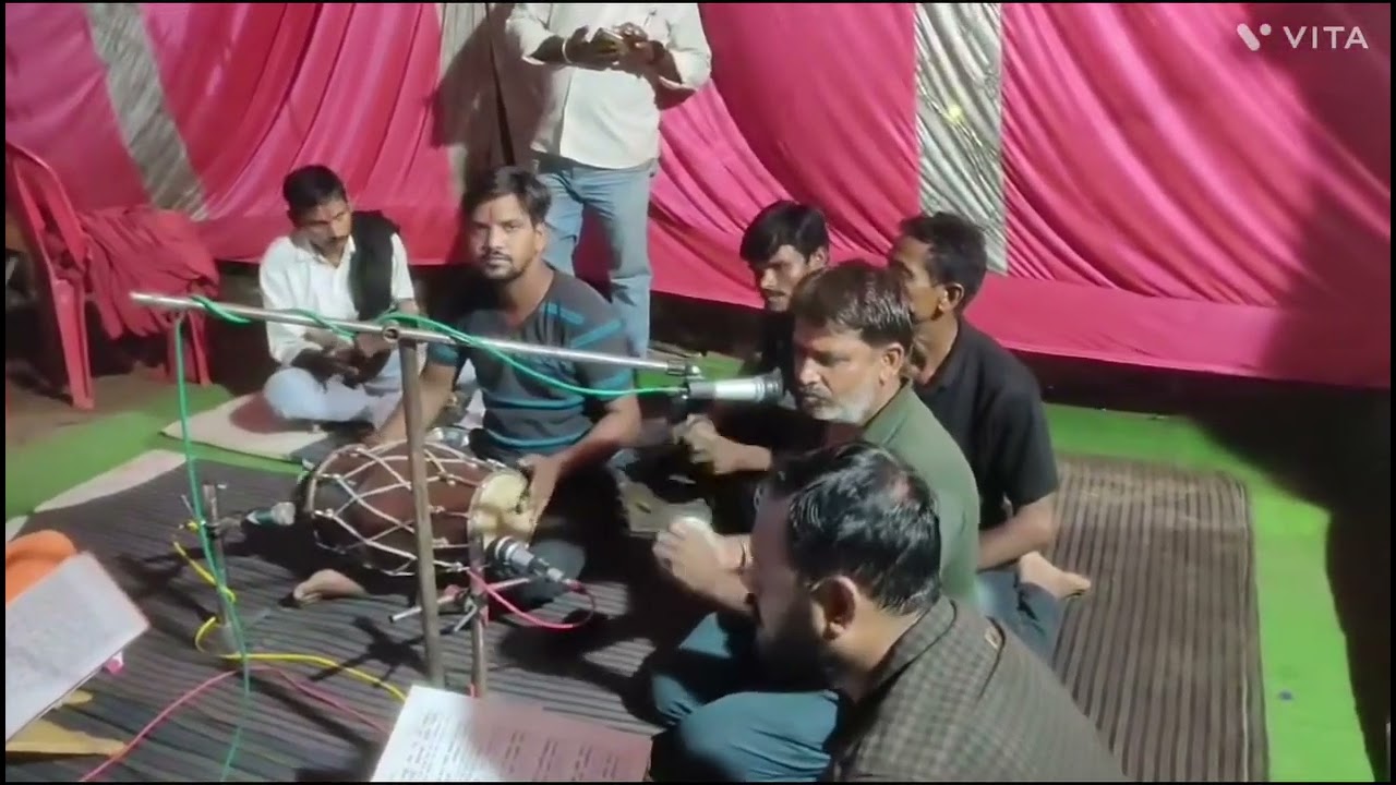 गणेश जी के शानदार भजन की प्रस्तुति करते हुए श्री प्रभुराम कुशवाहा जी..(तेरी जय हो गणेश तेरी जय हो).🙏
