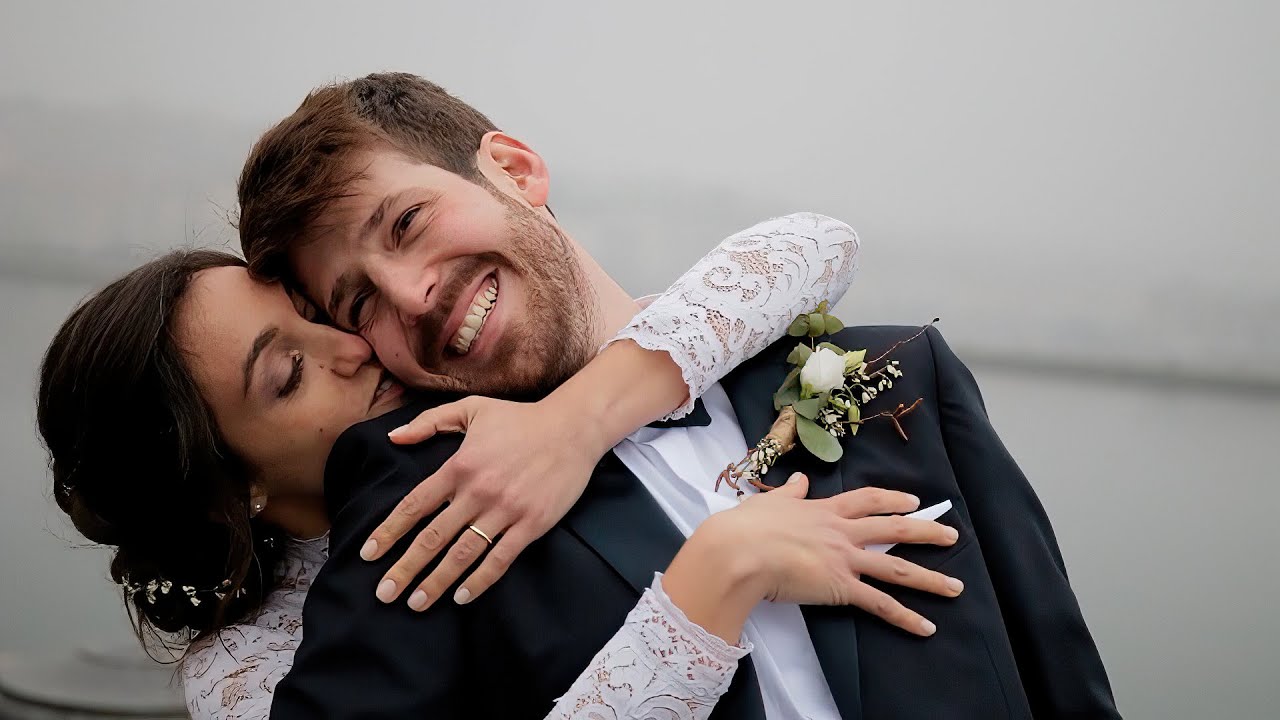 Video matrimonio invernale al Molo IV a Trieste: i ritratti di Martina e Riccardo.