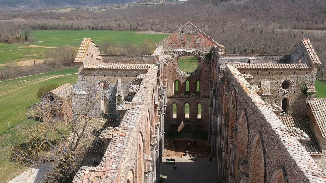 Abbazia di San Galgano | Campagna di scavo Marzo-Aprile 2021 | Area presbiteriale