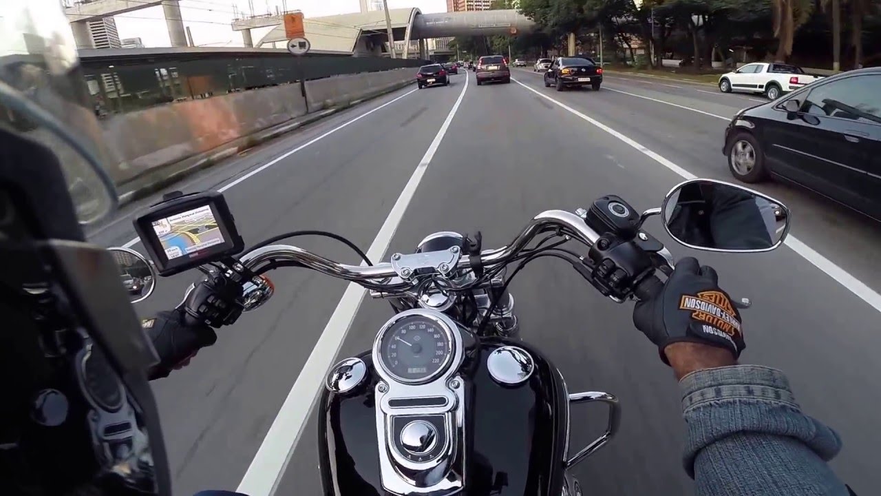 HARLEY-DAVIDSON NAS RUAS DE SÃO PAULO/BRASIL!