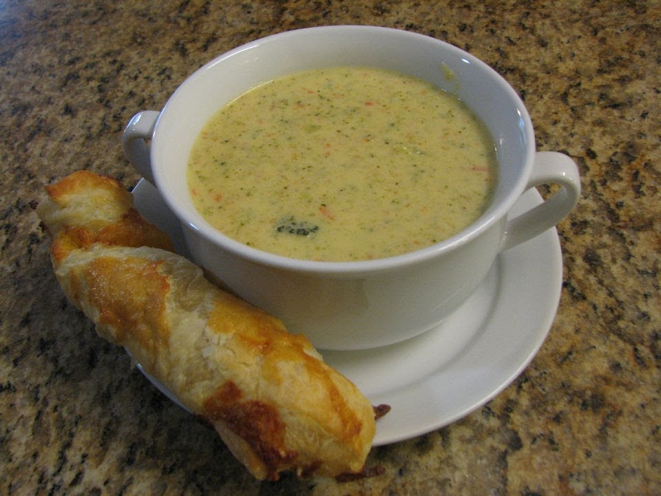 Broccoli Cheddar Soup - Lynn's Recipes