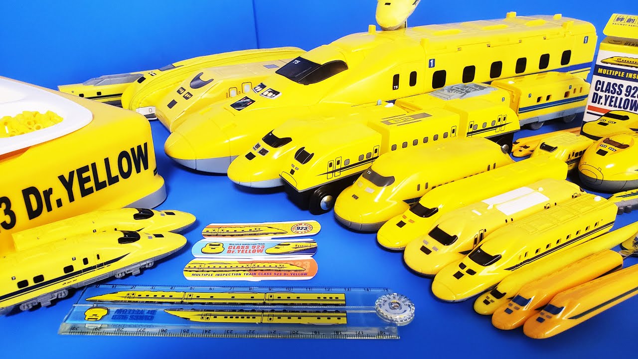 新幹線 いろんな923型ドクターイエロー プラレールやアドバンスの車両が走行 ロングトミカとＮゲージダイキャストスケールモデルが駅の前で交差 木製レールが連結するよ hifumitoy