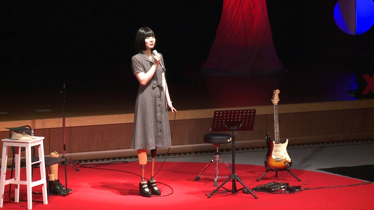 My way of conveying feelings beyond words | Mari KATAYAMA | TEDxKobe