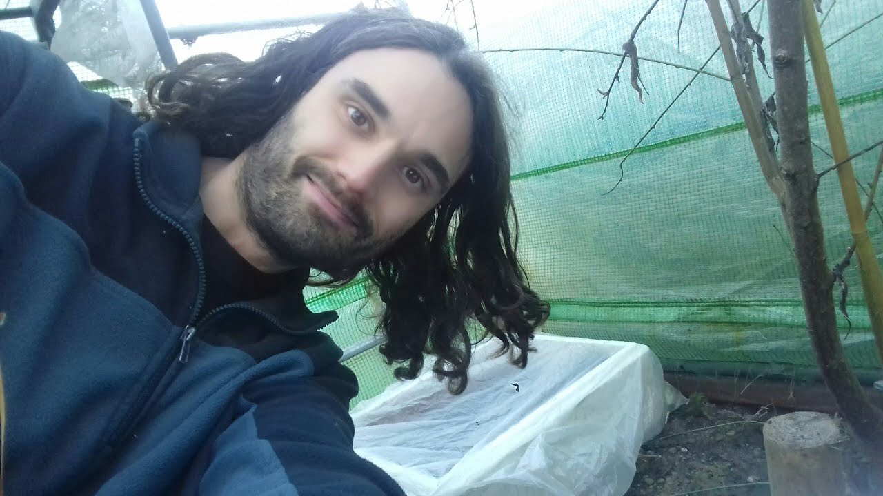 How to create a seriously mega cheap cold frame!