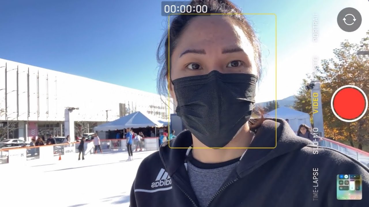 DannyVlog Ep64 - First Time at the Outdoor Ice Rink This Year!!! 🎄