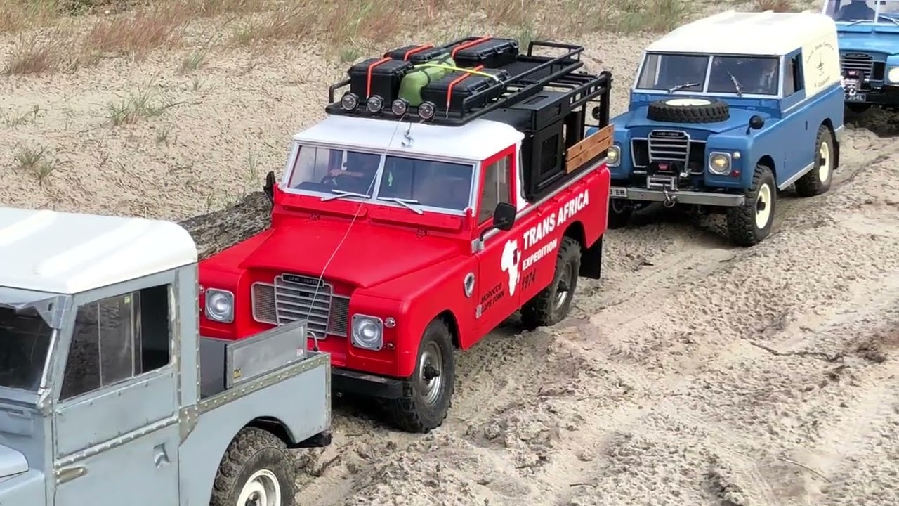 Land Rover expedition “Great sandy desert”. Two Defenders and five series take on the adventure.
