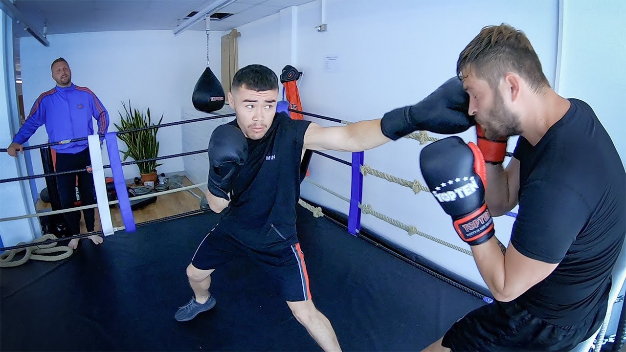 Kickboxen Rosenheim: SPARRING Samuel vs Ramezan feat. Ramezan Mirzaee  (Viktor Maier's Hit Squad)