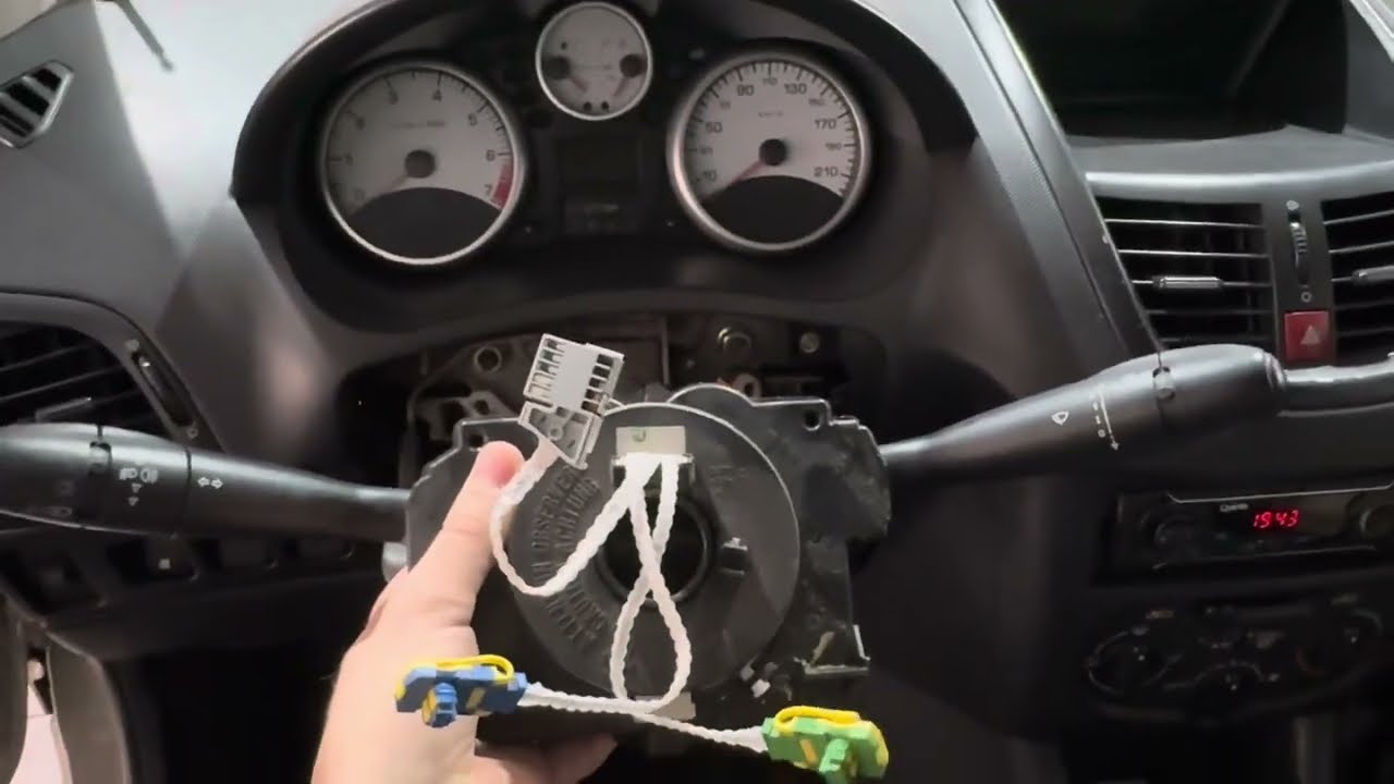 Peugeot 206 / 207 Não Liga Farol ou Não da Seta | Como resolver !!