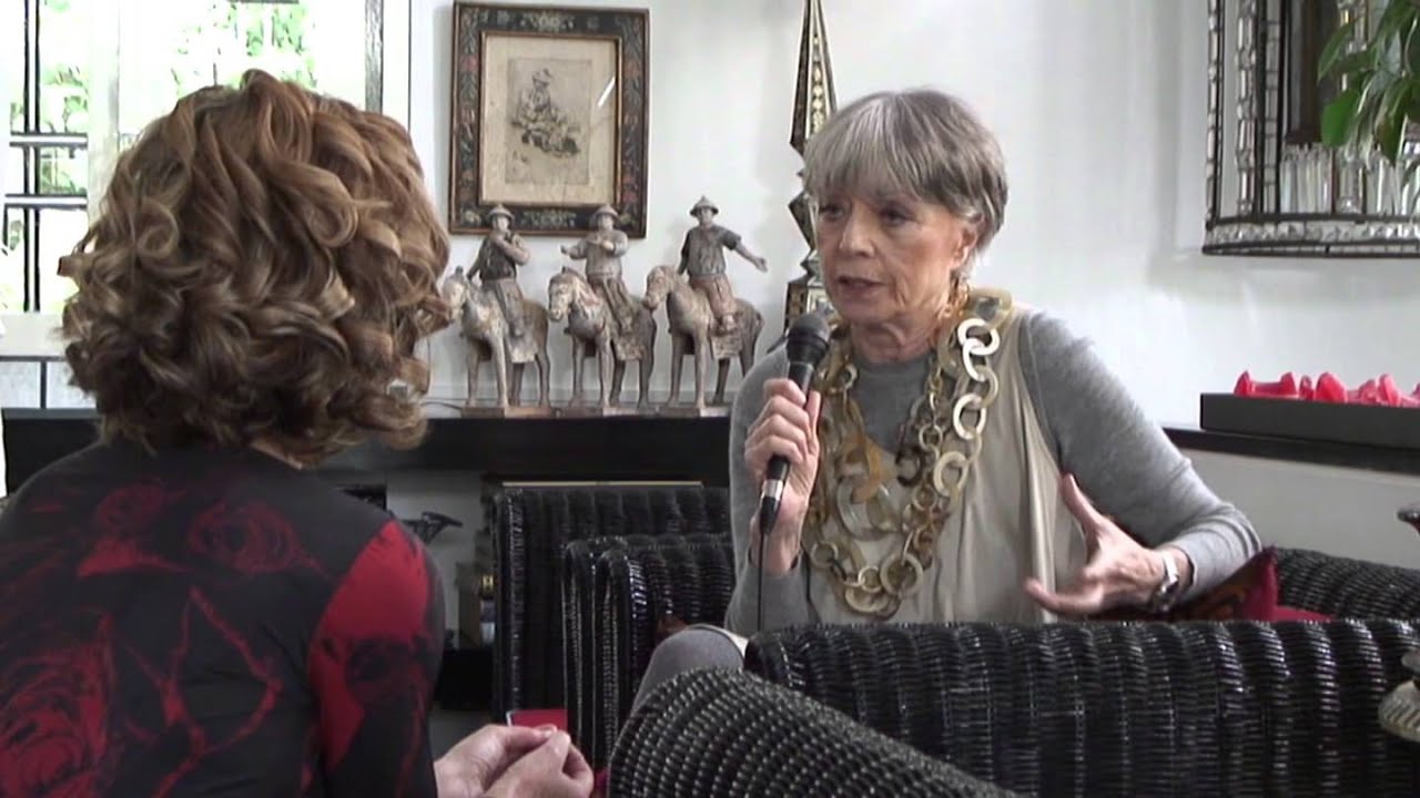Laura Lattuada intervista Erminia Manfredi