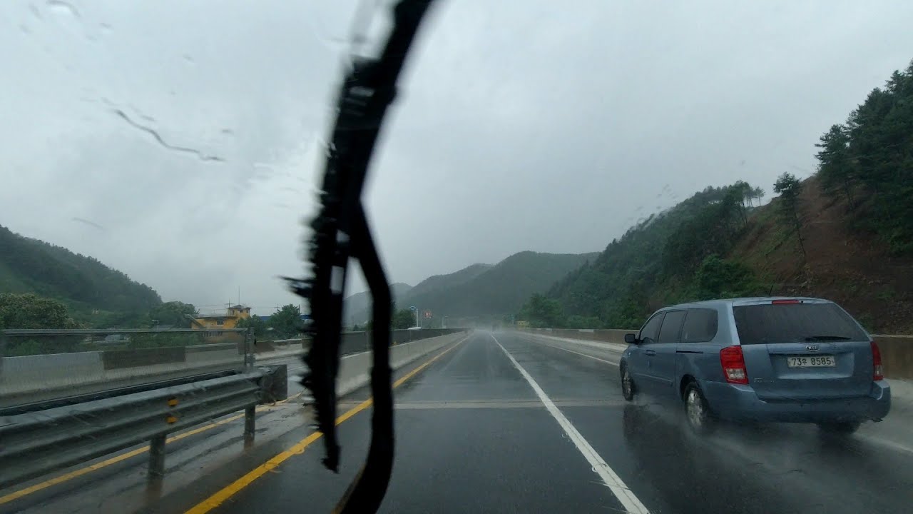 ASMR Driving in the Rain (No Talking, No Music) - Goseong to Seoul, Korea