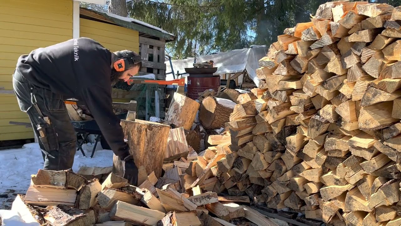 The last 5 cubic meters are now tied and stacked with Fiskars X25 & Husqvarna S2800 Part 1 🪓🪵🔥🏡🇸🇪